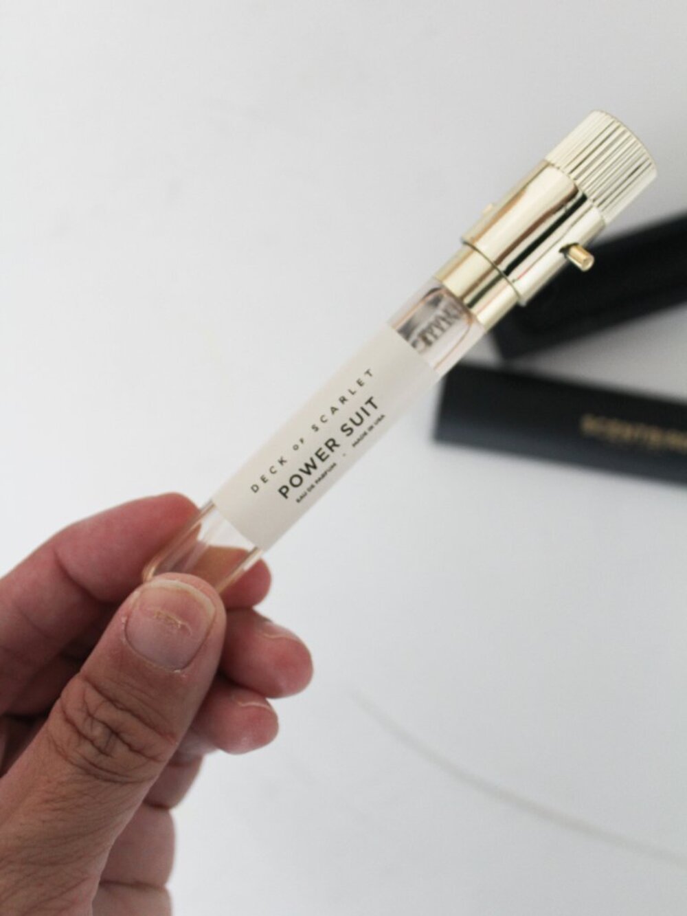 deck of scarlet - power suit - scentbird - travel size - Picture 2 of 7
